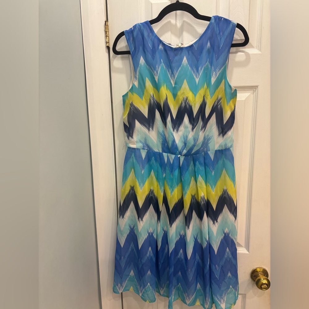 Dressbarn Chevron Pattern Dress